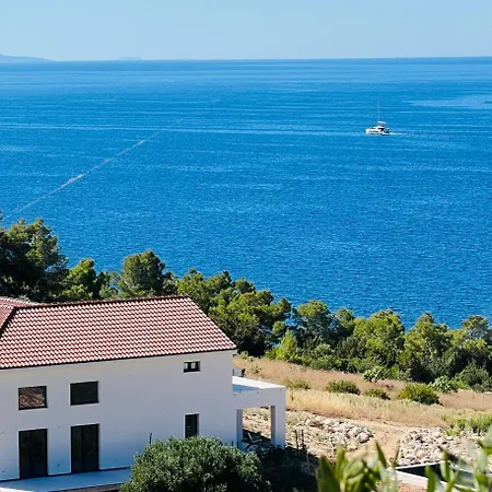 Mansion Hvar